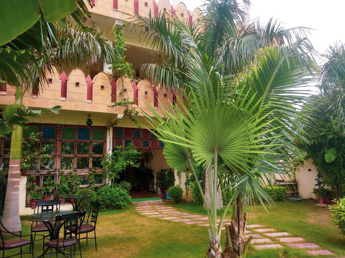 Hotel Vamdev Fort Пушкар Екстериор снимка